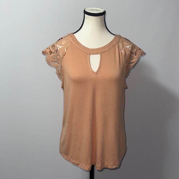 Sweet Wanderer Peach Keyhole Top Women's size Medium - Picture 1 of 7